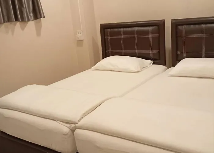 Ninaguesthouse Hotel Bangkok