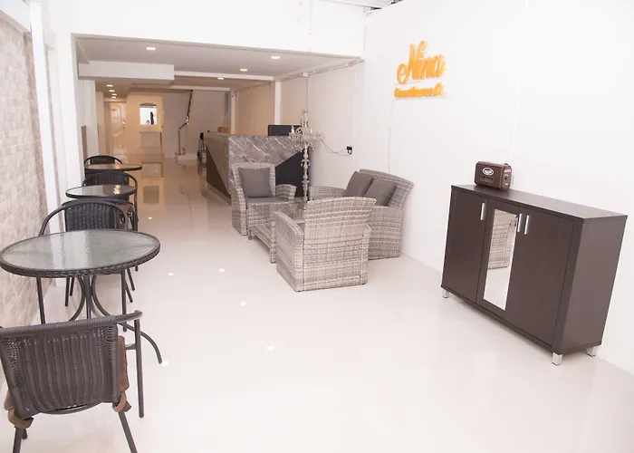 Hotel Ninaguesthouse 2*