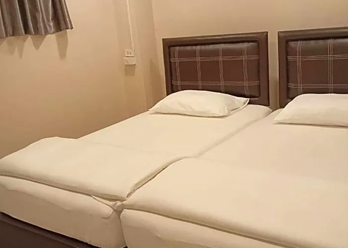 Ninaguesthouse Hotel Bangkok